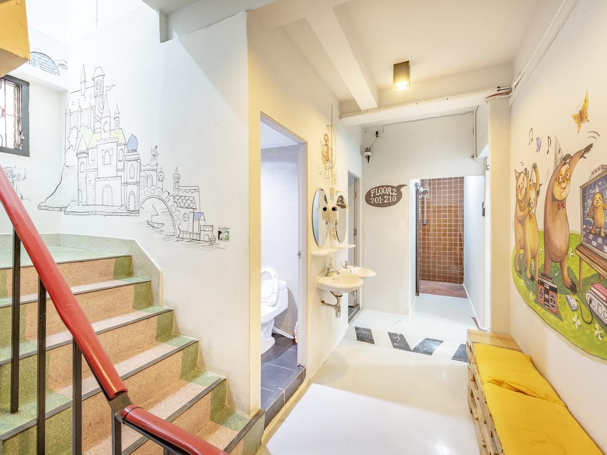 Sloth Hostel Khaosan Бангкок Екстер'єр фото
